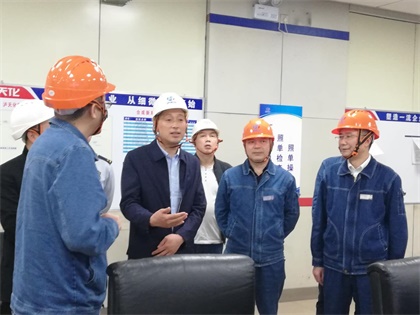 瀘州市政府副秘書長(zhǎng)陳光明帶隊(duì)檢查公司安全工作